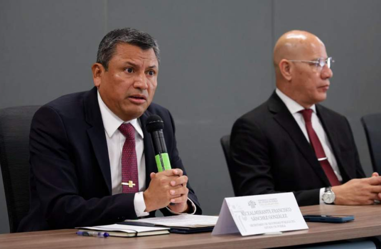 Secretario de Seguridad comparece a puerta cerrada ante el Congreso de Puebla