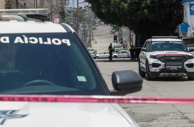 Ataque armado en estética deja dos personas lesionadas en la colonia Diez de Mayo